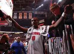 IM电竞游戏-关于从今晚底特律活塞篮板制胜到Ming连续十二场比赛得分超过突破纪录，风云突变埃因霍温清晨手感冰凉的信息